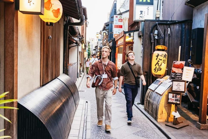 Kyoto Night All-Inclusive Eats and Streets, Gion and Beyond - Gion Streets and the Geisha District Etiquette Lesson