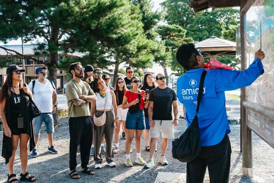 Kyoto: Nijo Castle, Kiyomizu & Fushimi Inari Guided Tour - Fushimi Inari Taisha: thousands of torii, and your own pace