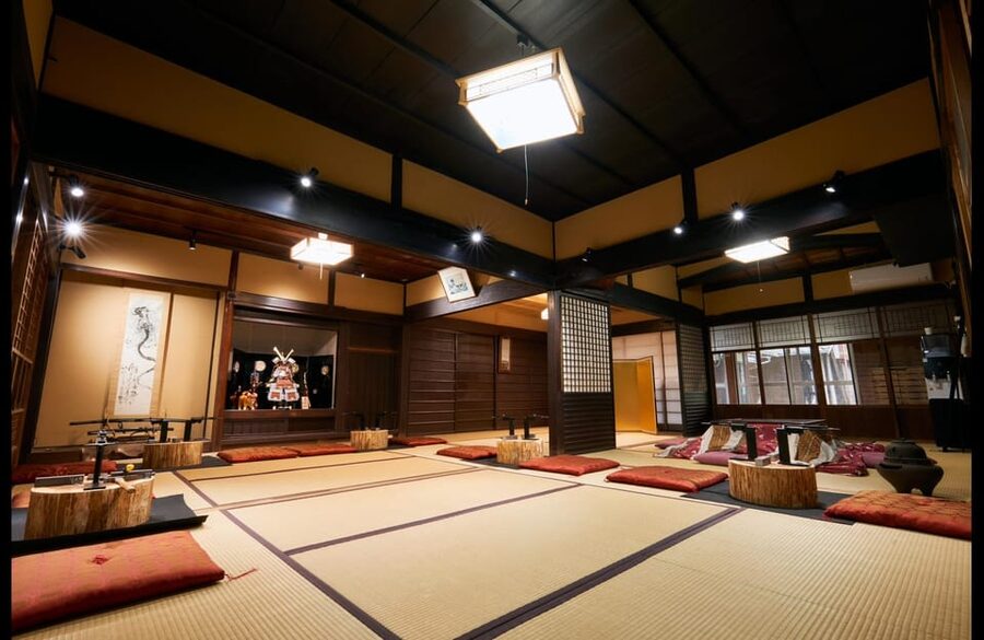 Kyoto: Ninja Weapon Forging Experience - Suit up like a blacksmith, then step into disciplined craft mode