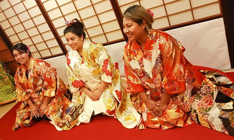 Kyoto: Nishiki Market Tea Ceremony with Koto Performance - Kimono try-on and the optional photo video upsell