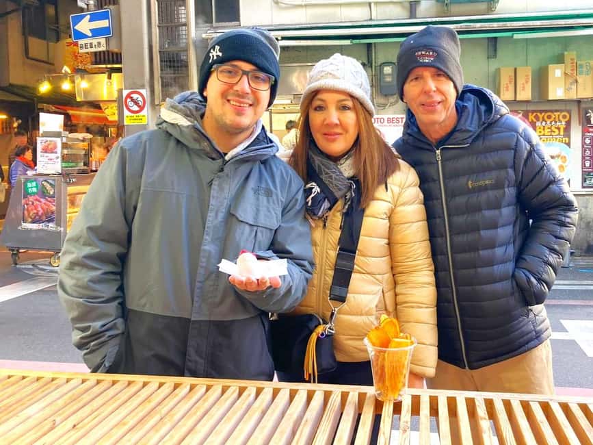 Kyoto: Nishiki Market Tour with a Local Foodie & Tastings - Teramachi Street shopping arcade, a quick setup for market shopping