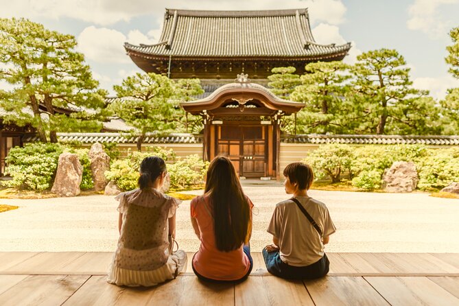Kyoto Private & Personalized Full-Day Tour with a Local Guide - Stop 4: Higashiyama Lanes for Traditional Street Life