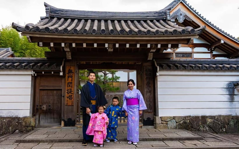 Kyoto: Private Photoshoot Experience in Arashiyama Bamboo - Who this private Arashiyama bamboo photoshoot is best for