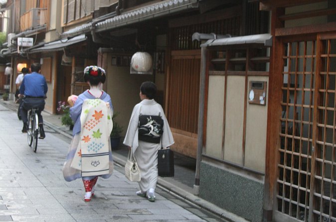 Kyoto private tour (Shore excursion available from Osaka or Kobe port) - Fushimi Inari-taisha and the torii tunnel