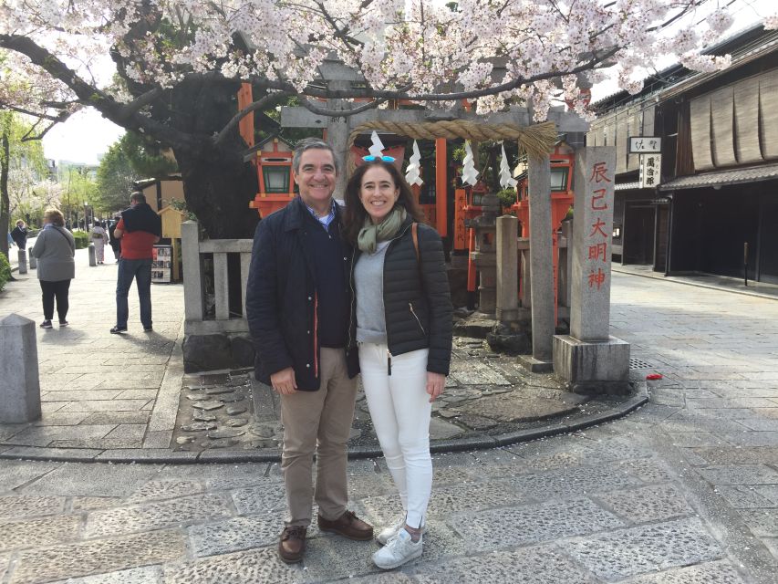 Kyoto: Private Tour with Local Licensed Guide - Fushimi Inari and the Geisha Film Spot: Torii Gates With Meaning