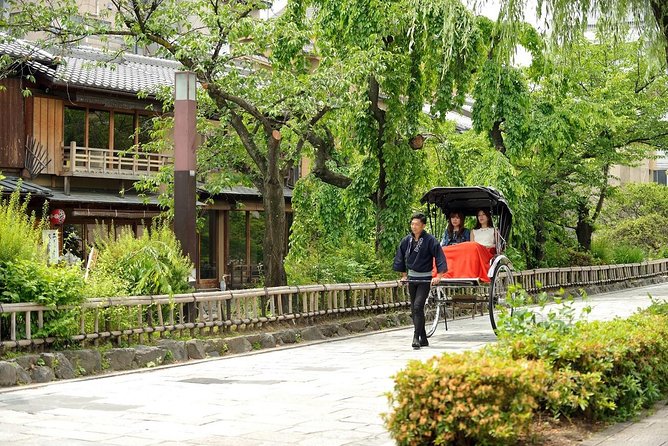 Kyoto Rickshaw Tour - A small bridge stop and the best “Kyoto moment” photos