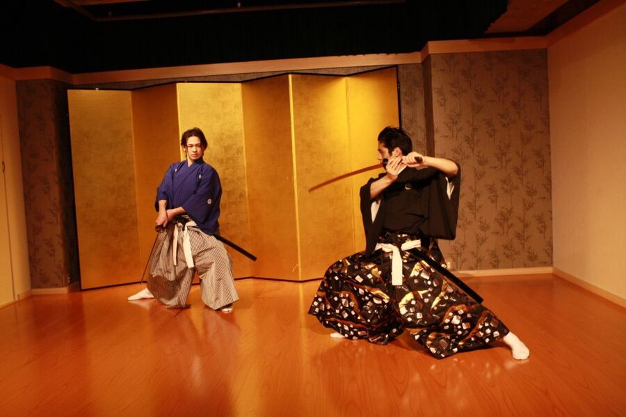 Kyoto: Samurai Kenbu Traditional Sword Dancing Show - The show format: history and technique in short, clear segments