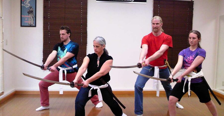Kyoto: Samurai Sword Class by Experts in Traditional Arts - The 90-minute class flow, step by step