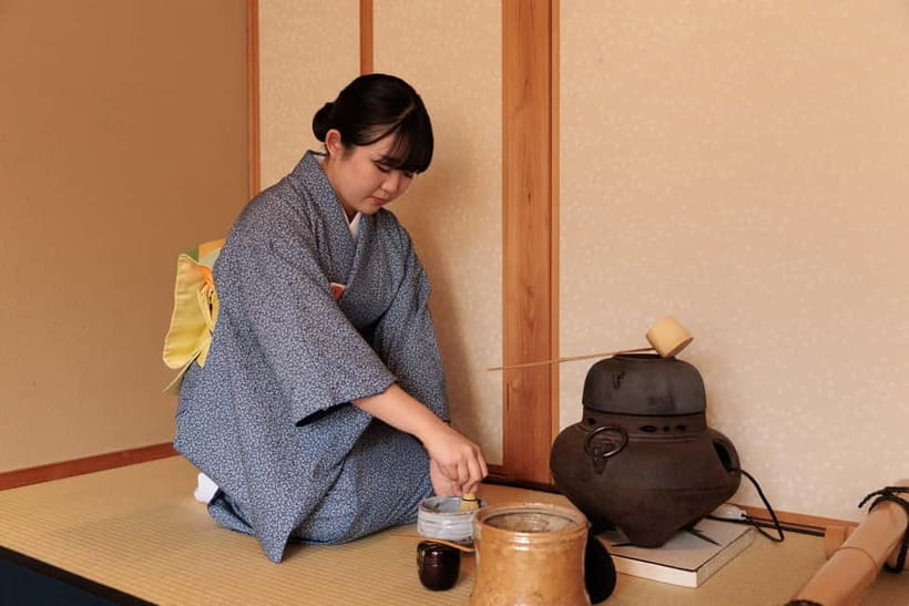 Kyoto: Tea Ceremony Experience - Whisking your own matcha: what you are really learning