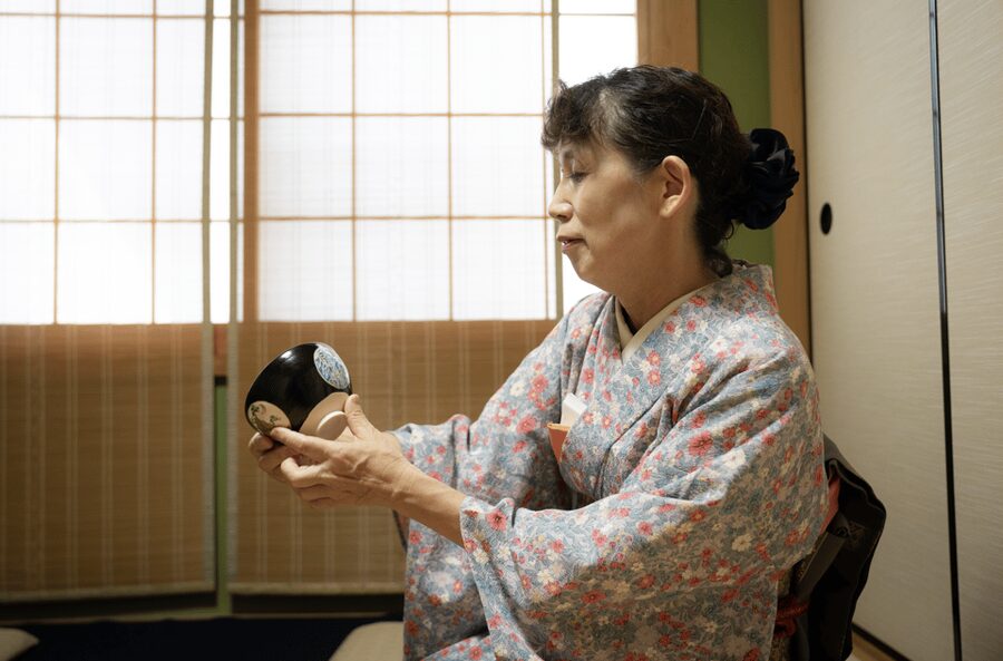 Kyoto: Tea Ceremony Experience in a Small Tea Room - Key highlights worth circling