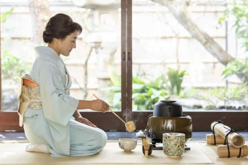 Kyoto: Tea Ceremony in 100-year-old Kyo-Machiya Townhouse - Gojo Shop kimono pick-up, then a timed two-hour wait