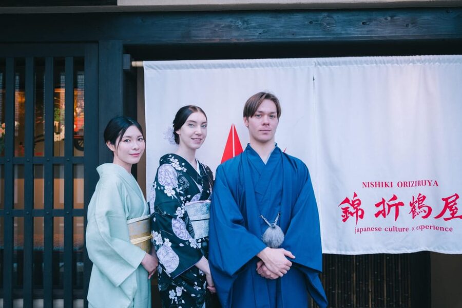 Kyoto: Tea Ceremony with Kimono and Photoshoot - The English Tea Ceremony Demo: History, Purification, and Matcha Making