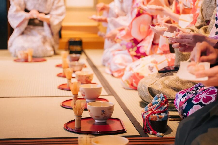 Kyoto: Tea Ceremony with Kimono and Photoshoot - Before You Go: Kimono Basics, Indoor Rules, and Your Timing