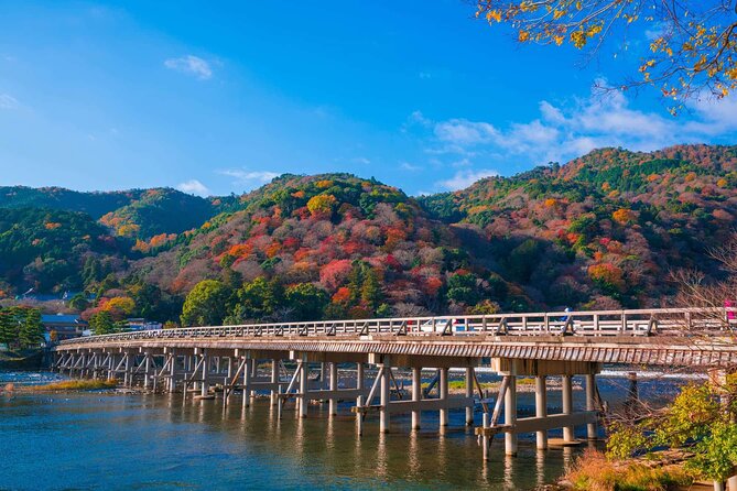 Kyoto tour with English Speaking Chauffeur - Gion on foot: historic streets and classic Kyoto vibes