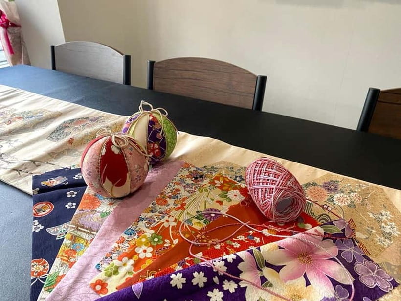 Kyoto: Traditional Kimono Fabric Handicrafts Workshop - A 2-hour Temari workshop: what you do, step by step