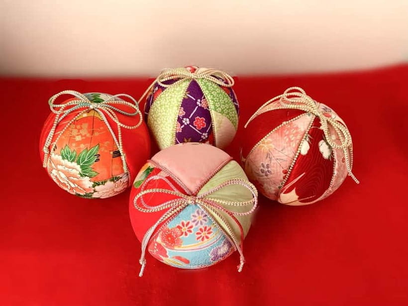Kyoto: Traditional Kimono Fabric Handicrafts Workshop - Small group (up to 4) means better teaching and easier questions