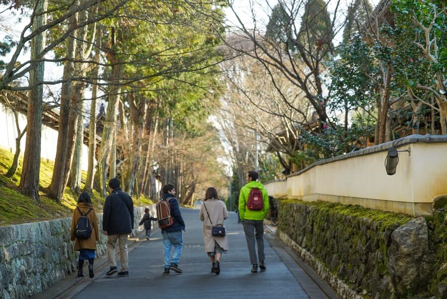Kyoto: Zen Meditation and Garden Tour at a Temple with Lunch - Price and Value: What $107 Gets You in Kyoto
