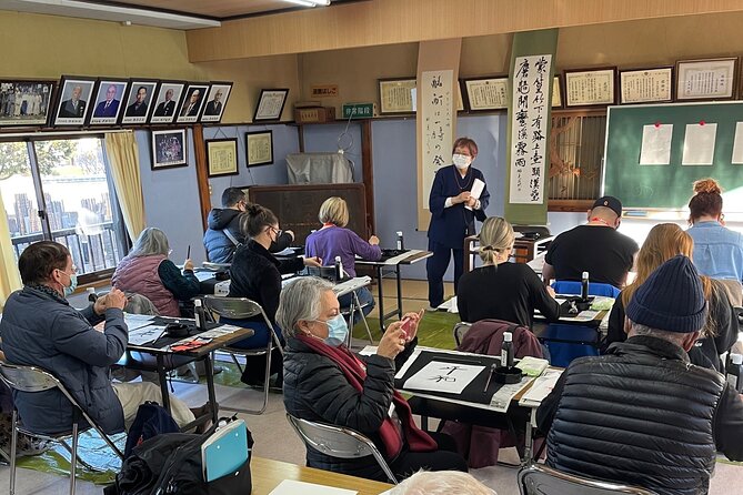Let's experience calligraphy in YANAKA, Taito-ku, TOKYO !! - Best for first-timers, families, and people who want fewer tourist boxes