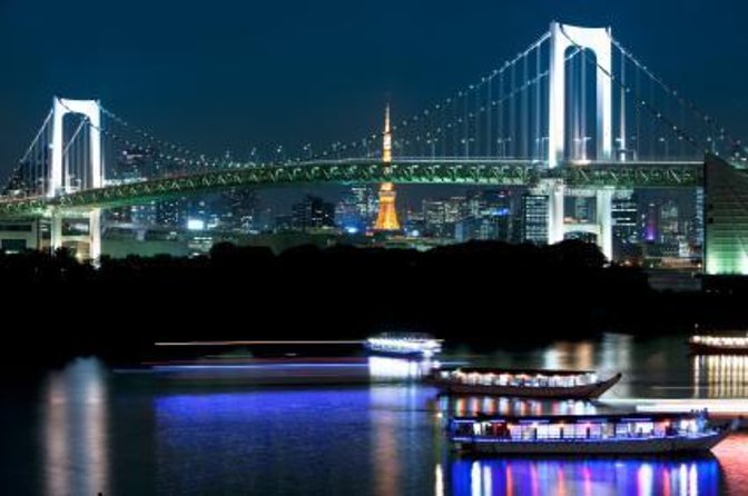 Luxury van Ride to famous car meet up spot Daikoku - Key highlights to know before you go
