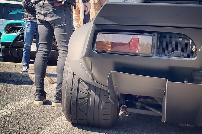Luxury van Ride to famous car meet up spot Daikoku - Timing, traffic, and why your date matters more than you think