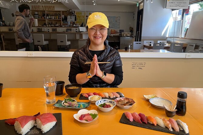 Master the art of Sushi : Toyosu Market Tour & Tuna Cutting - Toyosu Market at 7:00 am: the seafood world behind sushi