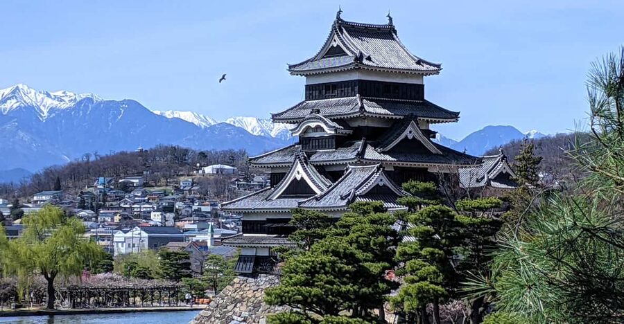 Matsumoto Castle Town Walking Tour - Matsumoto Castle: the best 2 hours come with steep stairs
