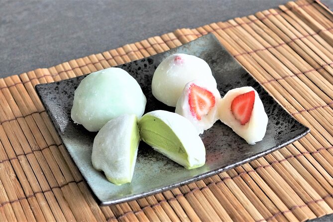 Mochi Making at a Private Studio in Tokyo - Mochi Ice Cream Demo, Plus the Tasting Moment