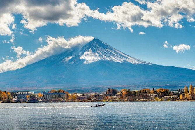 Mount Fuji and Hakone Private Tour by Car with Pickup from Tokyo - Hakone Open-Air Museum: art breaks up a long day