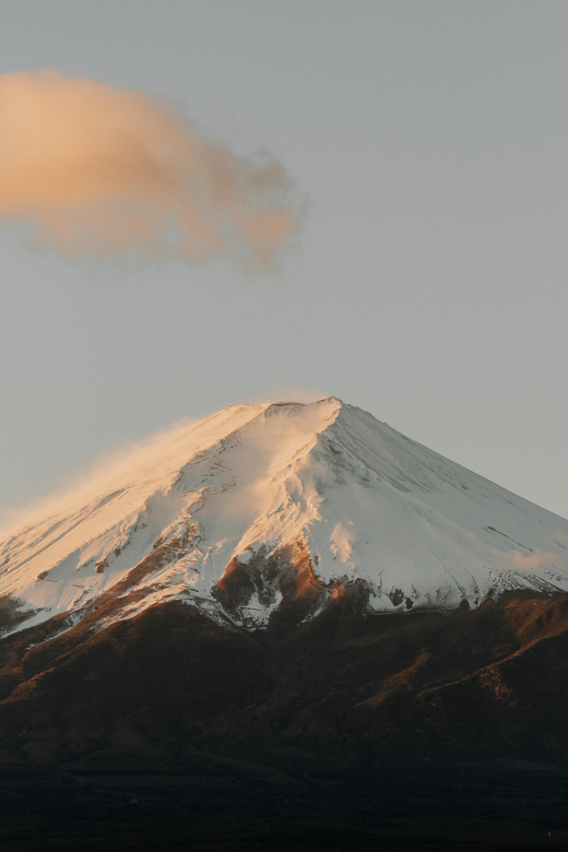 Mount Fuji: Customizable Private Tour By Car With Pickup - What to bring, and the small details that make the day better