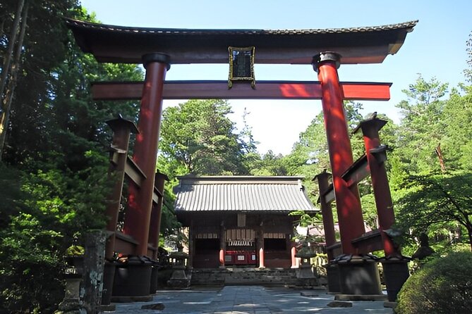 Mt FUJI Day Tour with Private Car and English Speaking Guide - Fuji Five Lakes time: Lake Kawaguchiko, Oishi Park, and optional ropeway