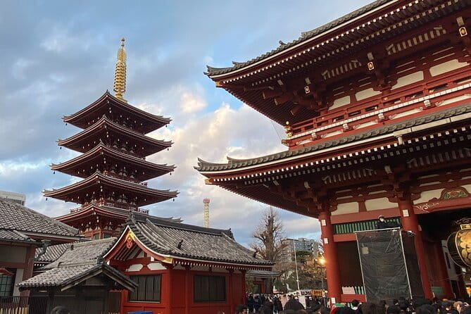 Mt fuji & Hakone customizable day tour w/ English speaking driver - Oshino Hakkai: the Fuji spring ponds that feel like a postcard