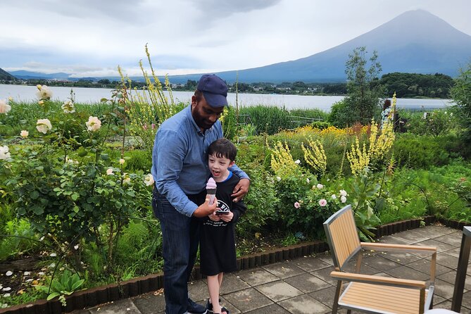 Mt Fuji Private Tour with English Speaking Driver - Oshino Hakkai: The Fuji Ponds Stop You’ll Actually Remember