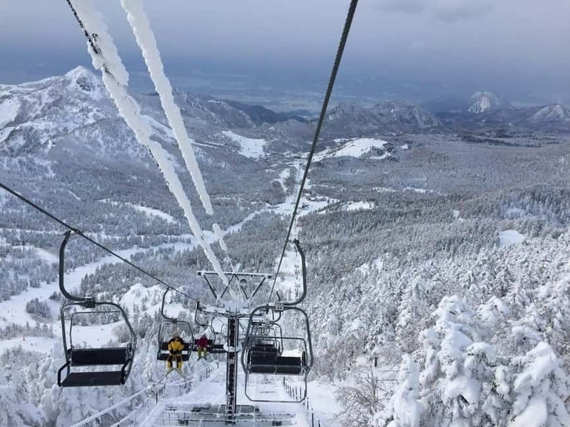 Nagano: 1-Day Ski Tour Package from Nagano Station - Rentals, warmth, and the optional first-timer lesson