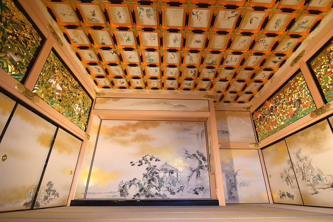 Nagoya Highlight Tour guided by a friendly local - Osu Kannon Arcade and Temple stop: culture lessons while you walk