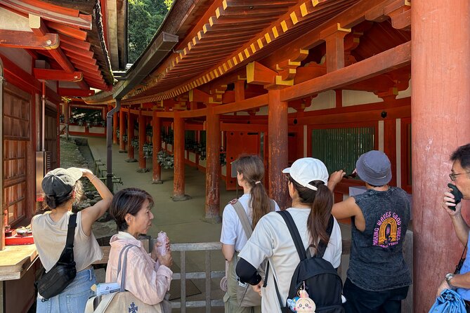 Nara Highlight Walking Tour with Furoshiki Experience with Lunch - Naramachi Nigiwai-no-Ie: Old Town Atmosphere in 15 Minutes