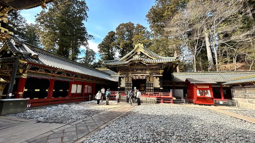 Nikko: Kegon Falls, Lake Chuzenji & Toshogu Temple - Kegon Falls and Lunch in Nikko: Time for the Big View