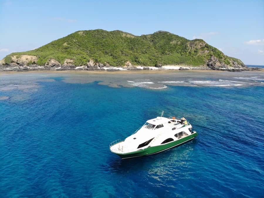 Okinawa: From Naha: Kerama Islands 1-day snorkeling tour - From Naha to the Kerama Islands, the cruise that sets the mood