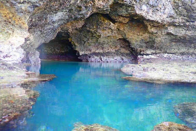 Okinawa Ishigaki Kabira Bay SUP or Canoe and Blue Cave Snorkeling - Kabira Bay plus Blue Cave is an efficient Okinawa double feature