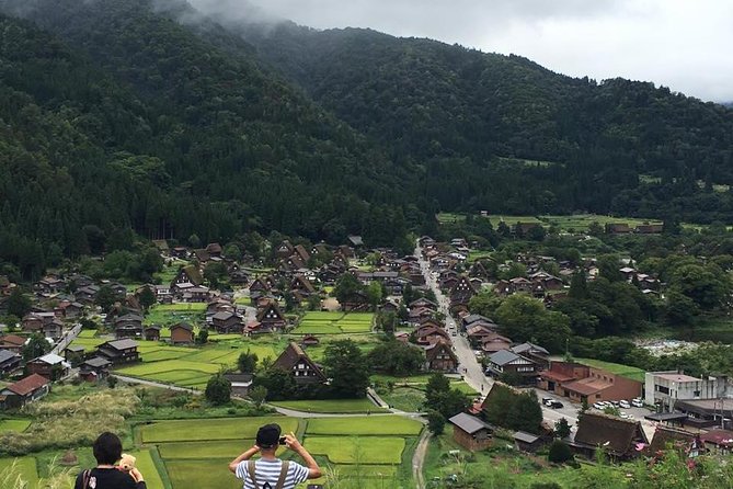 [One-day bus tour departing from Kanazawa Station] Shirakawa-go and Gokayama - Two World Heritage Villages Enjoyable Bus Tour - Key Highlights You’ll Feel During the Day