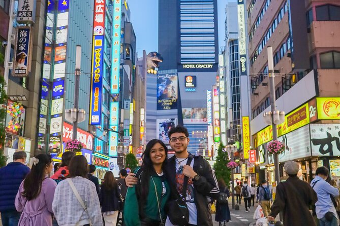 One Day Tokyo Group Tour: Asakusa, Harajuku, Shibuya and more - Guides you can actually ask questions to
