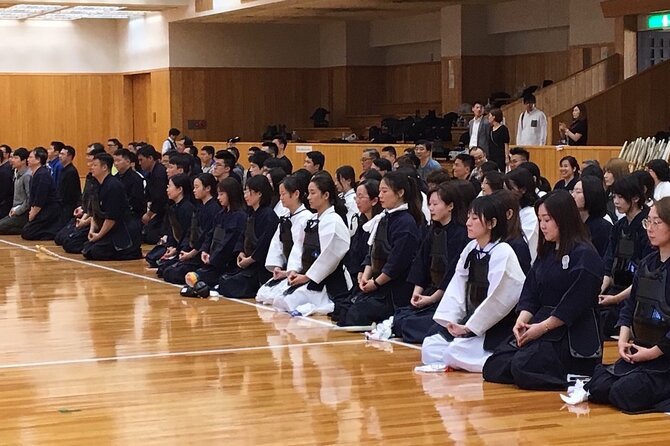 Osaka 2-Hour Genuine Kendo / Samurai Experience In Japan - The Workout Part: Gear Practice and the Feeling of Sparring
