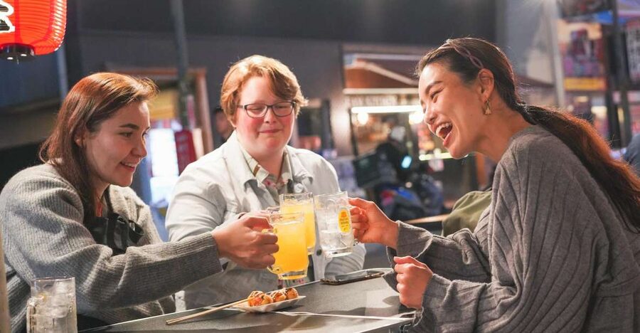 Osaka: Bar-Hopping Night Tour in Namba - Finding the group: the FamilyMart start makes it simple