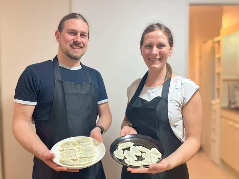 Osaka: Cooking Class Ramen & Gyoza Course in Nanba - Where to meet Dear Court Semba, and how to enter Room 303