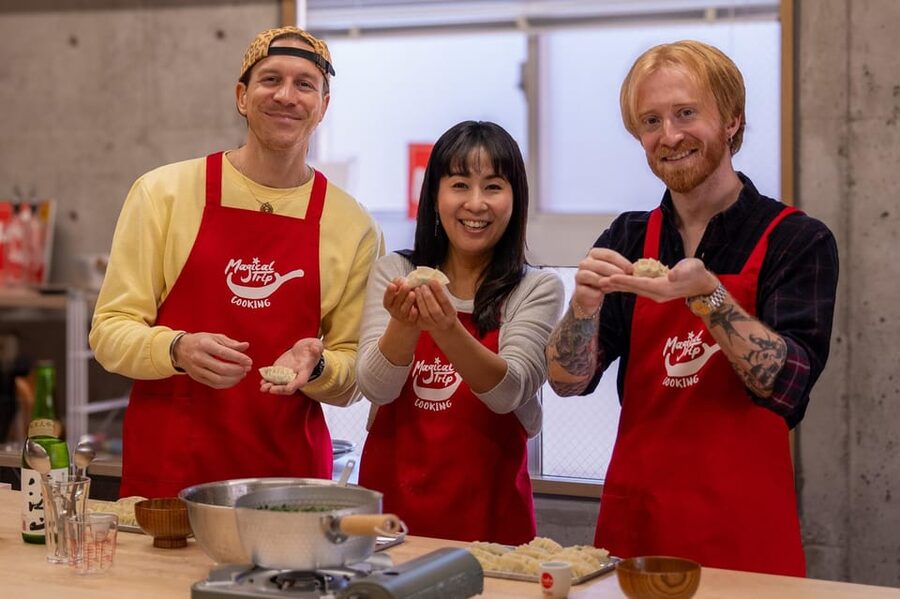 Osaka: Cooking Class & Sake Tasting with Local Market Visit - The local market stop: choosing ingredients like you mean it