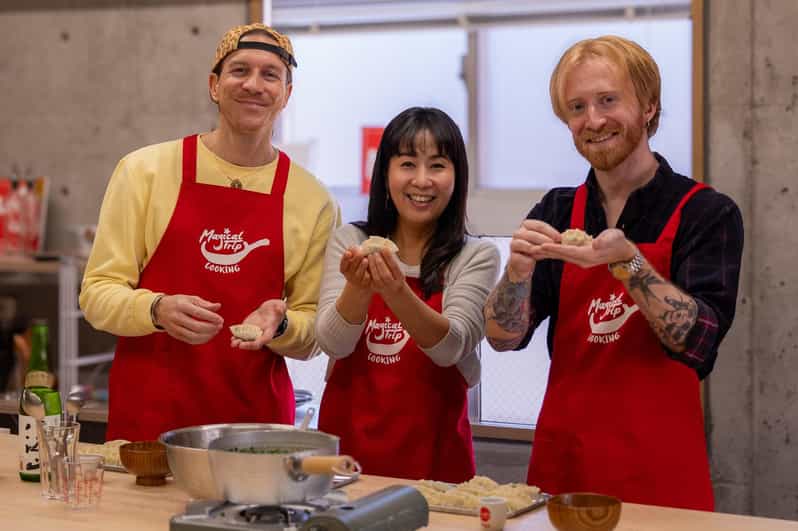 Osaka: Cooking Class & Sake Tasting with Local Market Visit - Where you start: Minami Morimachi meeting point and getting settled fast