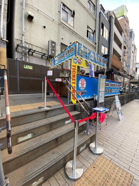 Osaka: Dotonbori District River Cruise with Drink Discount - Onboard comfort: covered roof and a real restroom