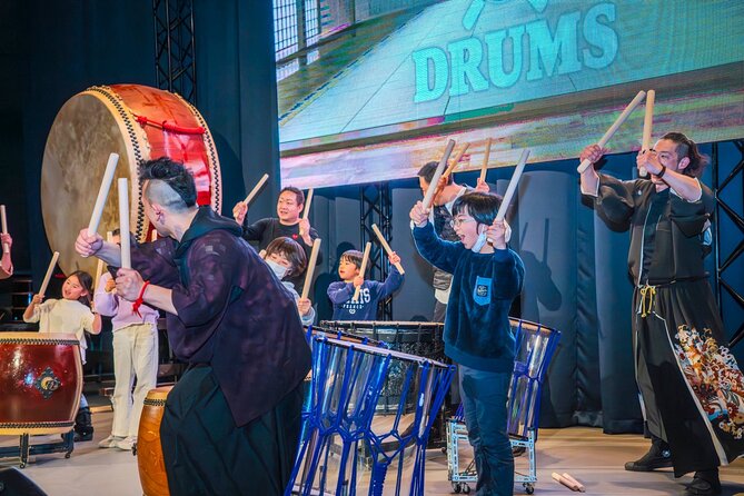 OSAKA:Feel the Power! Learn Taiko Drum from Professionals - The Small Group Advantage at Up to 15 People