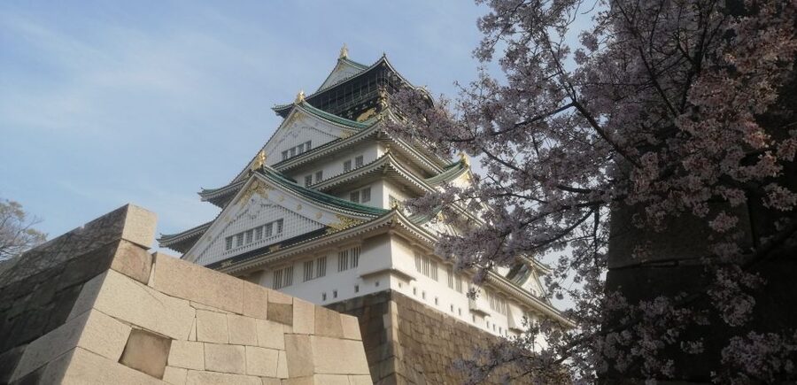 Osaka: Five Must-See Highlights Walking Tour & Ramen Lunch - Ramen lunch included, how it resets your whole day