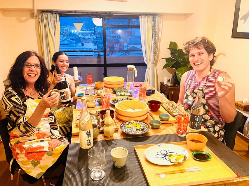 Osaka: Gluten-Free Ramen and Gyoza Cooking Class - Sake Pairing: Junmai, Junmai Ginjo, and a Warm Pour