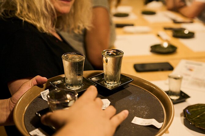 Osaka: Guided Food Tour with 12 Dishes at 4 Local Eateries - How the drink choices work (and why that matters in Japan)
